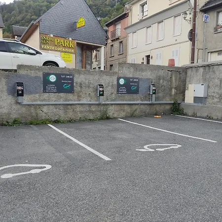 Agreable T2 Au Centre De Luchon *