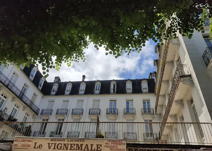 Agreable T2 Au Centre De Luchon *