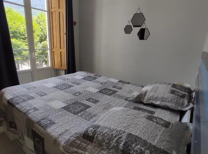 Agreable T2 Au Centre De Luchon Apartament Bagnères-de-Luchon