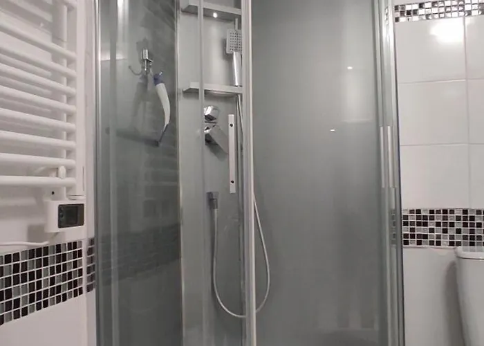 Apartament Agreable T2 Au Centre De Luchon *