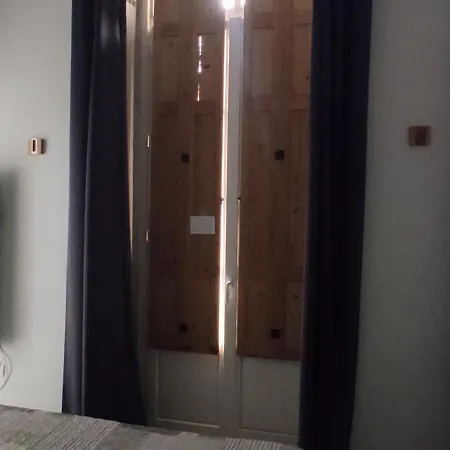 Agreable T2 Au Centre De Luchon *